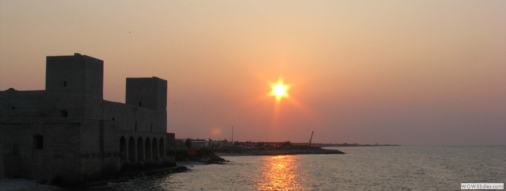 Trani_Castello_Tramonto